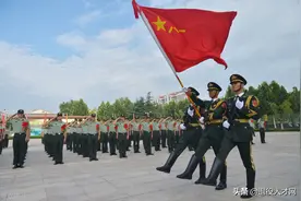 士兵退役后退伍费怎么拿、拿多少？图片