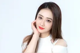 46岁陈德容近照曝光，露香肩秀蚂蚁腰，与富豪离婚后爆肥认不出图片