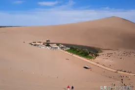 荒漠之中的月牙泉水源来自哪里？为什么千年不枯竭？图片