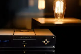 ELECTROCOMPANIET EMC 1 MK V SE（第五代）限量签名版图片