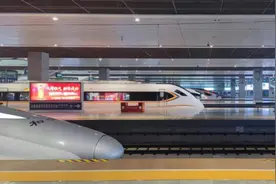 多趟列车调整！6月25日起，铁路郑州站启用新列车运行图图片