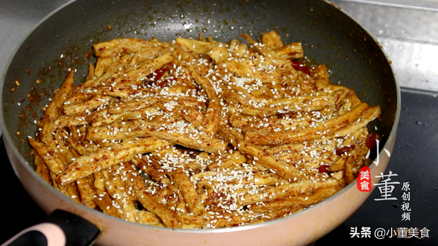 你还在买辣条吃吗？配方和制作过程都在这里，先收藏了吧