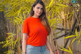 身高168cm的印度模特，长相甜美，曼妙的身姿更为她的魅力加分图片