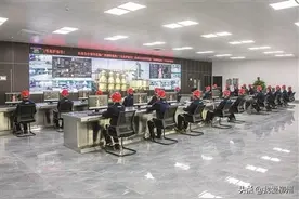 咱们钢铁工人有力量图片