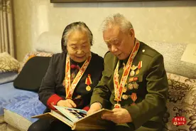 爱在战火纷飞时图片