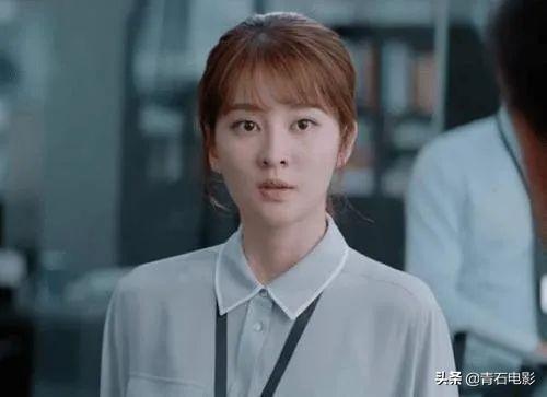 国产职场剧真进步了，剧迷看完《平凡的荣耀》：女性认真工作真好