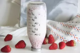 山东欧米奇配方分享：爆款的草莓牛奶，教你在家完美复刻图片