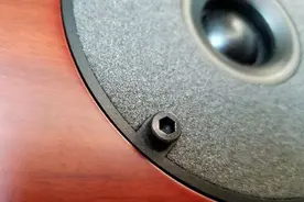 手机当“转盘”（无损音乐源）外接解码器，输出给功放推动音箱图片