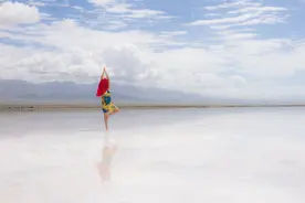 想念一个人，最好的方式，从来都不是频繁地去联系图片