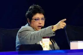 韩红怒批董卿，“门外汉不懂别乱说”，董卿不甘示弱回怼韩红图片