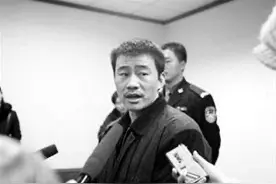 15岁来京捡破烂，30岁拥有千万资产，三个老婆六个孩子，传奇一生图片