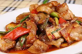 美食分享：五味黄瓜条，回锅肉，百香果果汁的做法图片