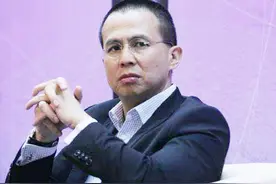 被富豪李泽楷力捧！林宣妤戴钻戒穿白裙像新娘，大谈梦想中的婚礼图片