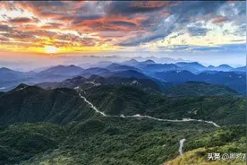 广东最凉快景区、又称小黄山，在两省四县交界处，就是收费不便宜图片