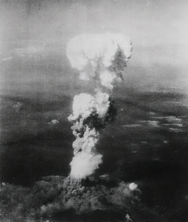 最全合集：88张核爆实验高清照片，全世界已知大型核爆实验2048次