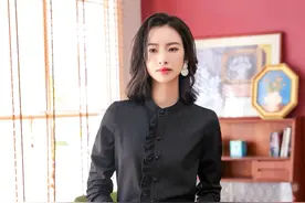 黑色衬衫职业套装非常推荐图片