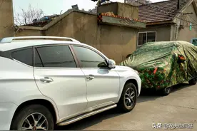 年底农村兴起“买车热”，手头紧借钱买，在农村没车很丢人吗？图片