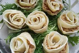 玫瑰花饺子教程～饺子这样做孩子更爱吃，好吃营养又好看图片