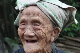 8年前，128岁的超级寿星罗美珍去世，61岁生儿子，她的年龄可信吗图片