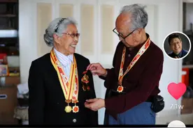 王为念家世曝光，父亲是抗战英雄，母亲是法官图片