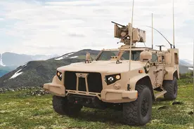 顶替悍马的J-LTV战术车，技术和设计超前，备受欧美国家推崇图片