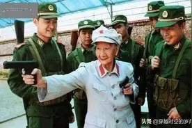 女团长王泉媛，西路军失败后与丈夫失散，45年后相逢他已是副国级图片