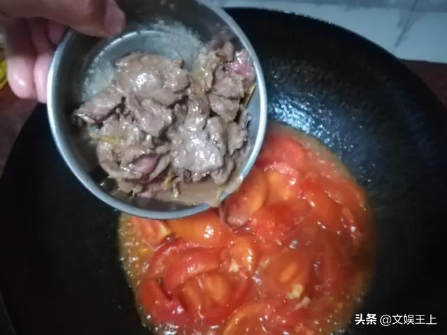 它含有20种氨基酸，再贵都要给孩子多吃，孩子个头高于同龄人