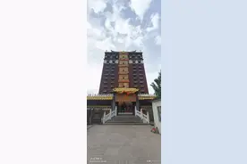 甘南行之——拜谒米拉日巴佛阁图片