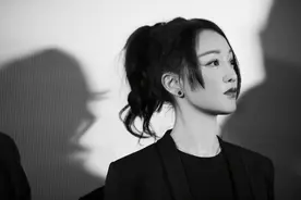 周迅和赵薇新作题材相同，导演都是汪俊，全方位对比谁更胜一筹？图片