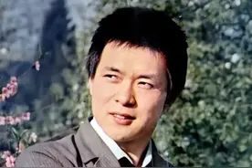 囚歌王子迟志强，直播间揭秘铁窗背后的故事，一篇文章毁了他一生图片