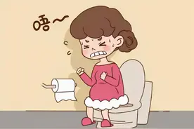 上厕所时，大便前头干硬，后面软粘，说明了什么？看完涨知识了图片