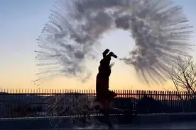 体验 “泼水成冰” 需要几步？图片