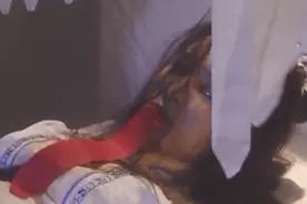 四个小伙给“暴毙”女子守灵，蒲松龄讲鬼故事解闷，女子突然诈尸视频封面