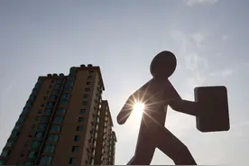 手握70万现金，2022年该买房还是存银行？开发商“两句话”说透了图片