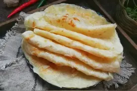 柔软劲道，外皮酥脆，这样做的油饼可真的是回味无穷图片
