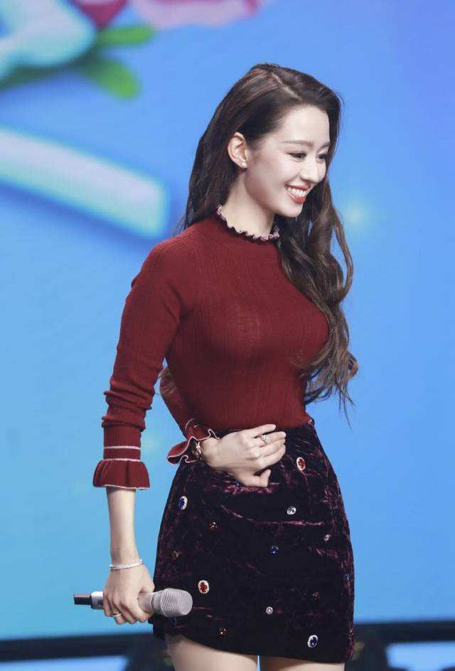 鎴戝浗鈥滈粯榛樻棤闂烩€濈殑娲楀彂姘达紝骞充环鍙堝ソ鐢紝缃戝弸锛氱敤瀹屽ご鍙戞洿濂戒簡