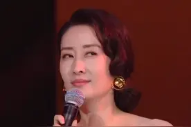 刘敏涛回应唱歌太投入——“我真的没醉。”图片