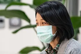 《中国医生》8大配角：佟丽娅只有2个镜头，刘琳演易烊千玺的妈图片