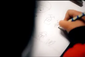 父亲已牺牲半年，5岁女儿仍在给他发语音：我好想你【新闻早七点】图片