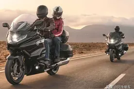 宝马发布全新2022款K1600系列，顶级旗舰巡航再度升级图片