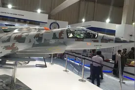 印度称光辉MK2，优于歼-10和枭龙图片