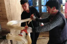百年老手艺传男不传女，夫妻发财儿子不动心，这稀罕物孩子最爱吃图片