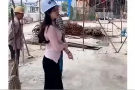 “工地来了个妹子却不干活，我想把她赶走！”老板会怎么奖励我图片