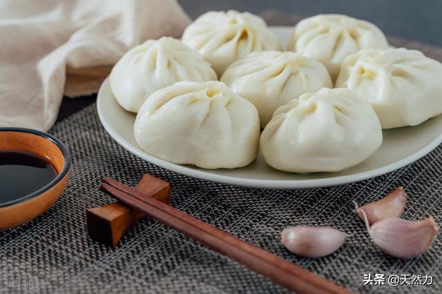 蒸好的包子放在冷藏还是冷冻（包子是蒸熟了冷冻还是生的冷冻）