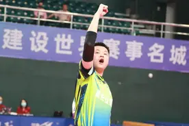 3比0胜梁靖崑、3比1胜周恺，41岁的侯英超是怎么做到的？图片