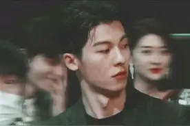 在线围观男明星迷人喉结，他们喉结怎么动，我的心就怎么跳图片