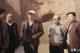 李银德：巍巍王陵——徐州土山汉墓发掘记图片