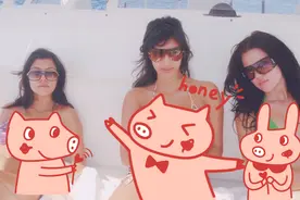 金·卡戴珊晒成名前照片，留斜刘海显青涩，和现在判若两人图片