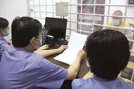 死刑！南医大杀人案宣判了！凶手被抓前一天，特意陪老婆出去散了一次步图片