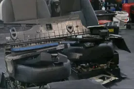 怪兽修车：翻新一辆21万公里的路虎发现4，老爷子工地拉货专用车图片